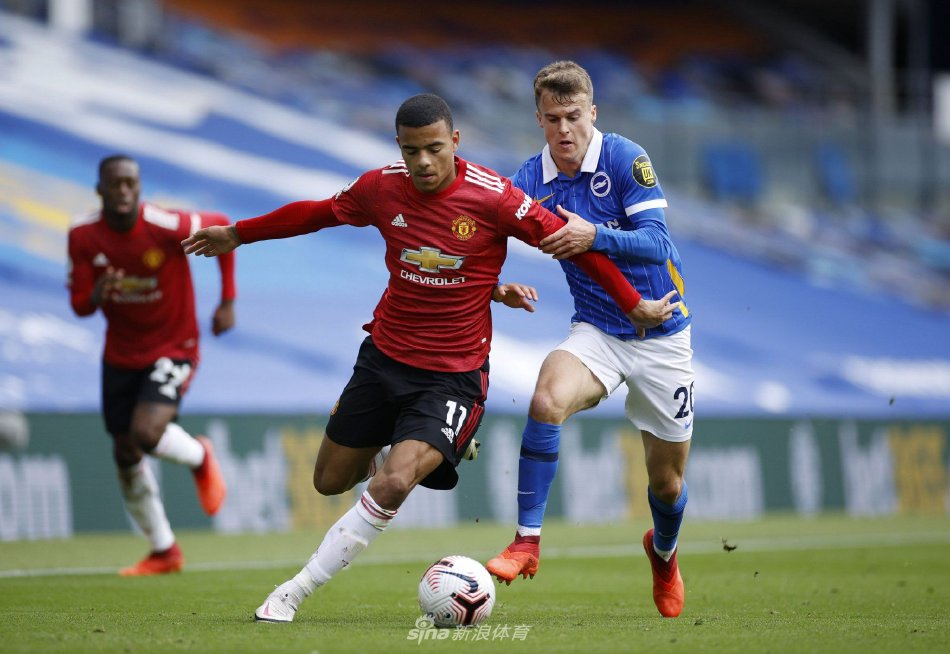 他依然凭借 他依然凭借