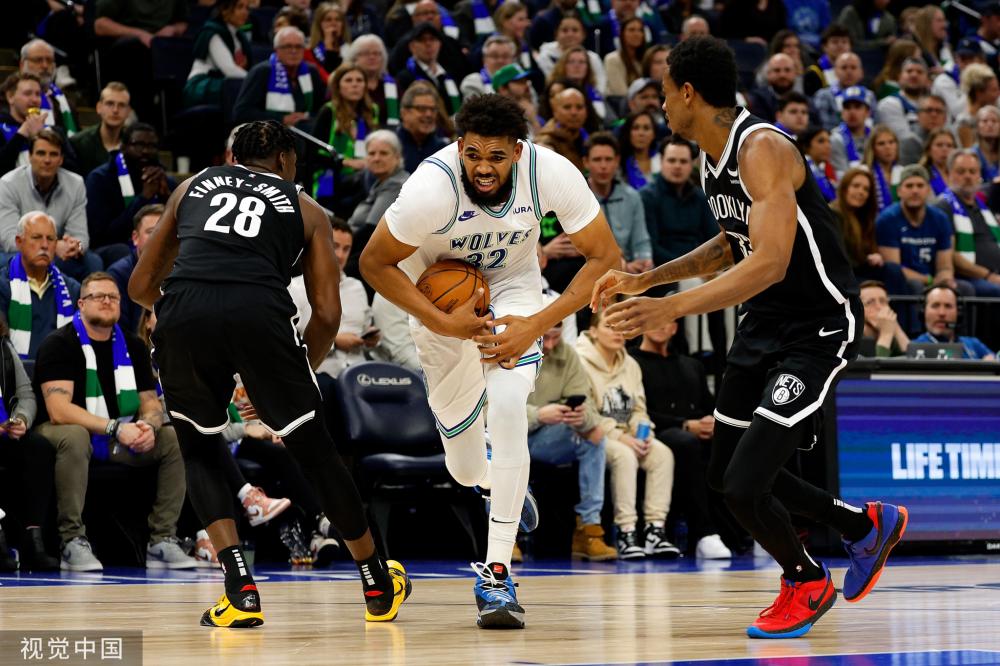 攻汤普森命 攻汤普森命